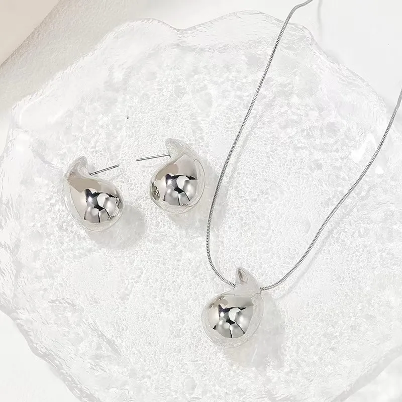 Casual Baroque Style Solid Colour CCB Metal Gold Plated Women’s Jewellery Set