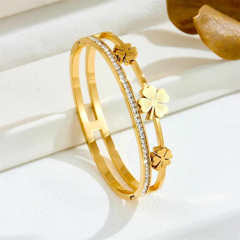 18K Gold Four Leaf Clover Waterproof Non Tarnish Bangle